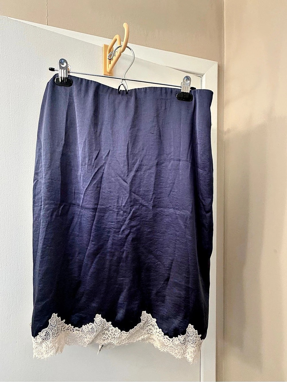 Lace Trim Midi Skirt in Blue Size Medium NWT